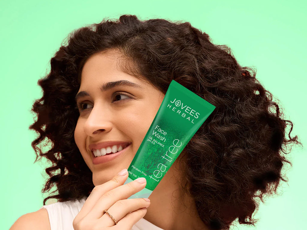 Jovees Herbal Tea Tree Oil Control Face Wash 120ml