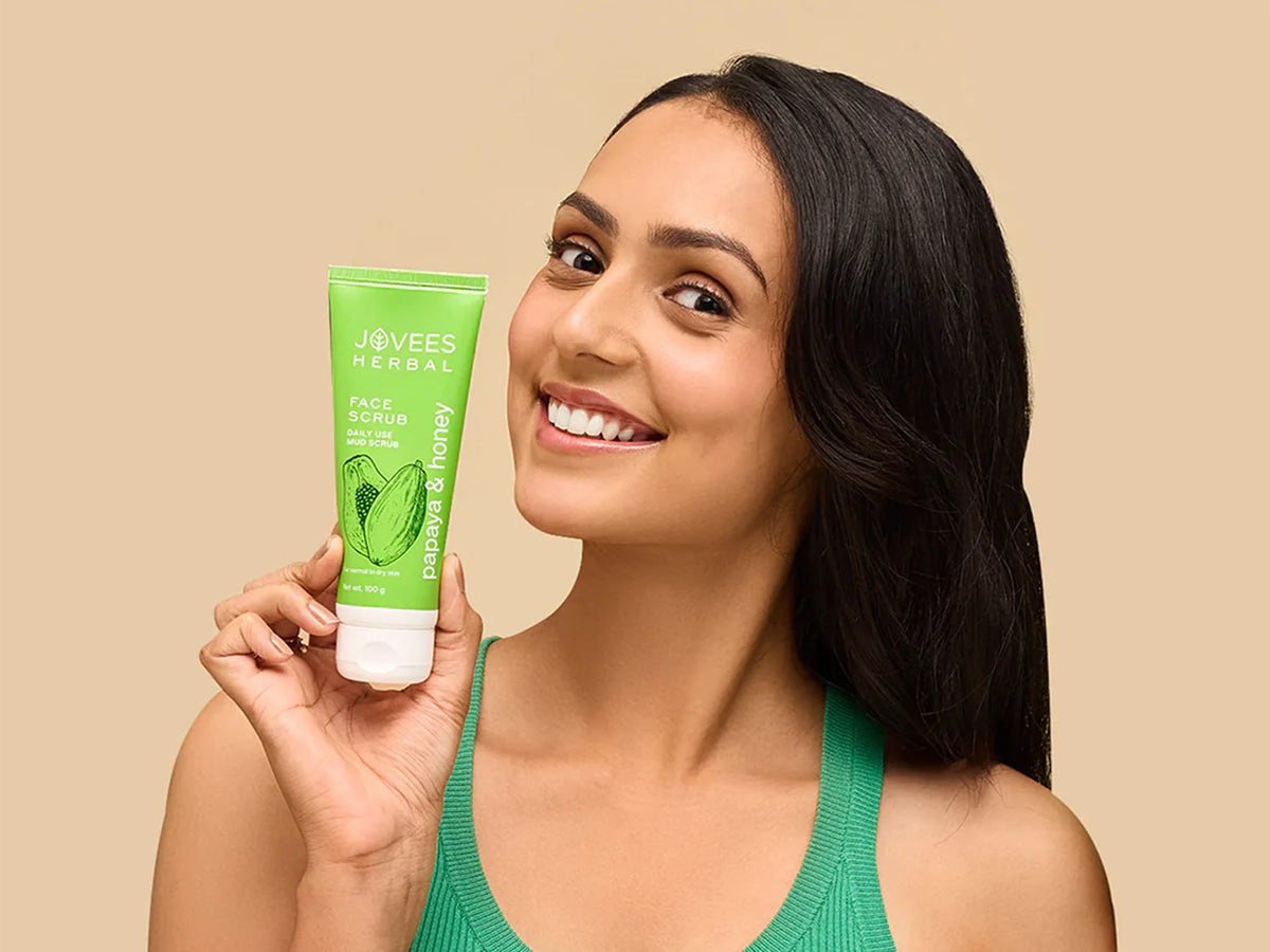 Jovees Herbal Papaya and Honey Face Scrub 100g